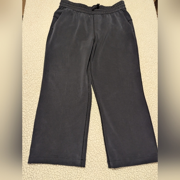 Lululemon Softstreme High-Rise Straight Leg Crop Black Size 10 - Picture 14 of 16